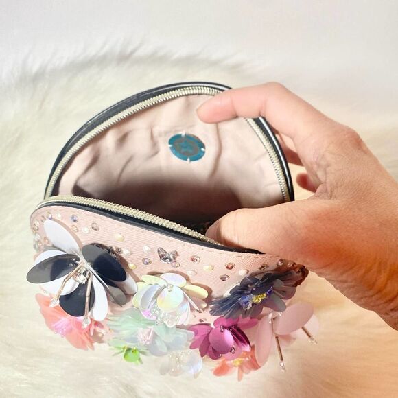 Chasing Heaven Custom Flower Bag with Swarovski Crystals - Picture 2 of 12